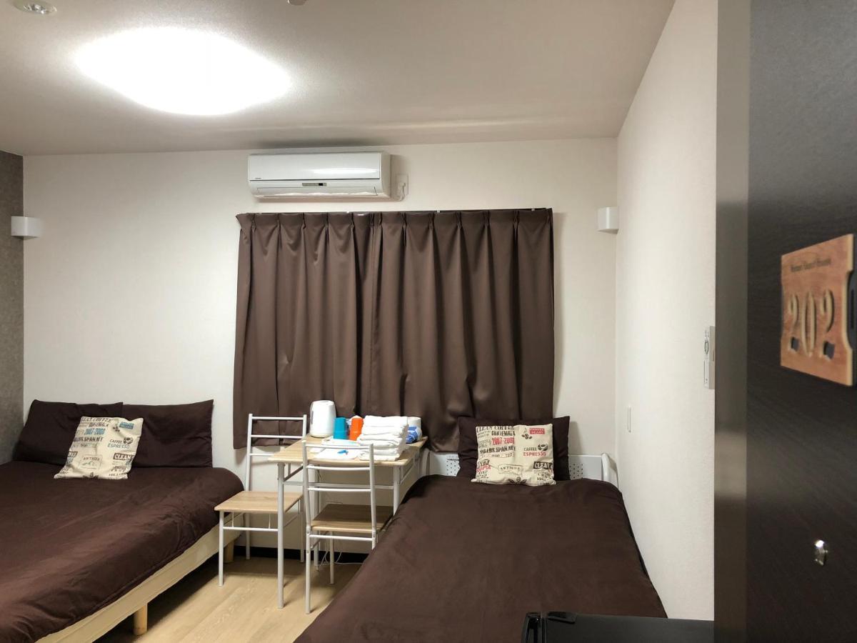 Keimei Guest House Osaka Buitenkant foto